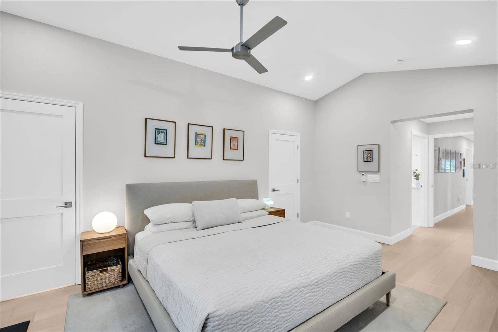 1023 19TH AVENUE N, St Petersburg, FL 33704