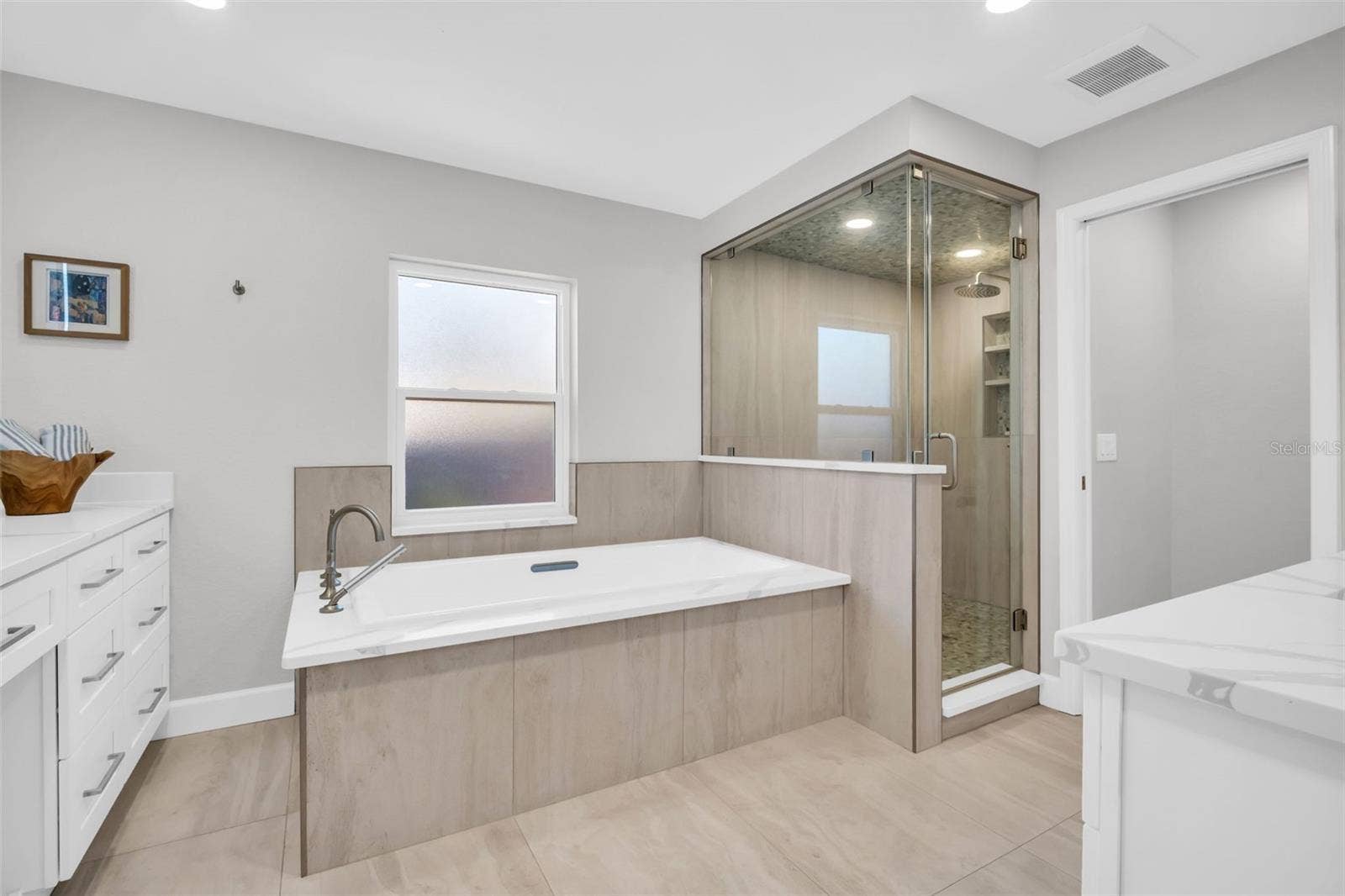 1023 19TH AVENUE N, St Petersburg, FL 33704