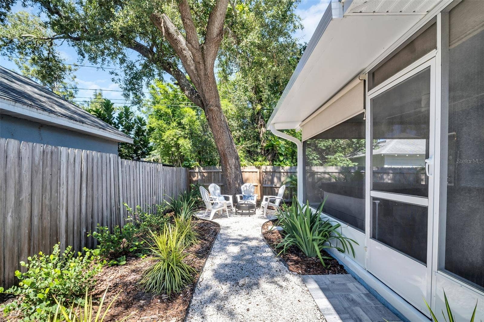 1023 19TH AVENUE N, St Petersburg, FL 33704
