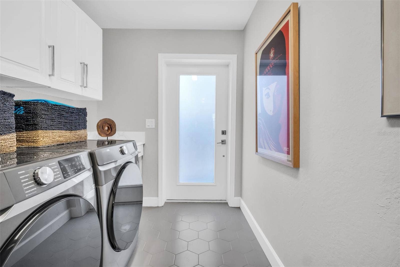 1023 19TH AVENUE N, St Petersburg, FL 33704