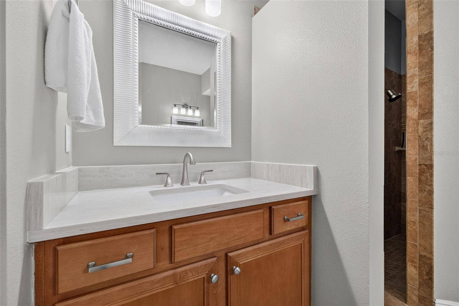 15714 IBISRIDGE DRIVE, Lithia, FL 33547 15714 IBISRIDGE DRIVE, Lithia, FL 33547