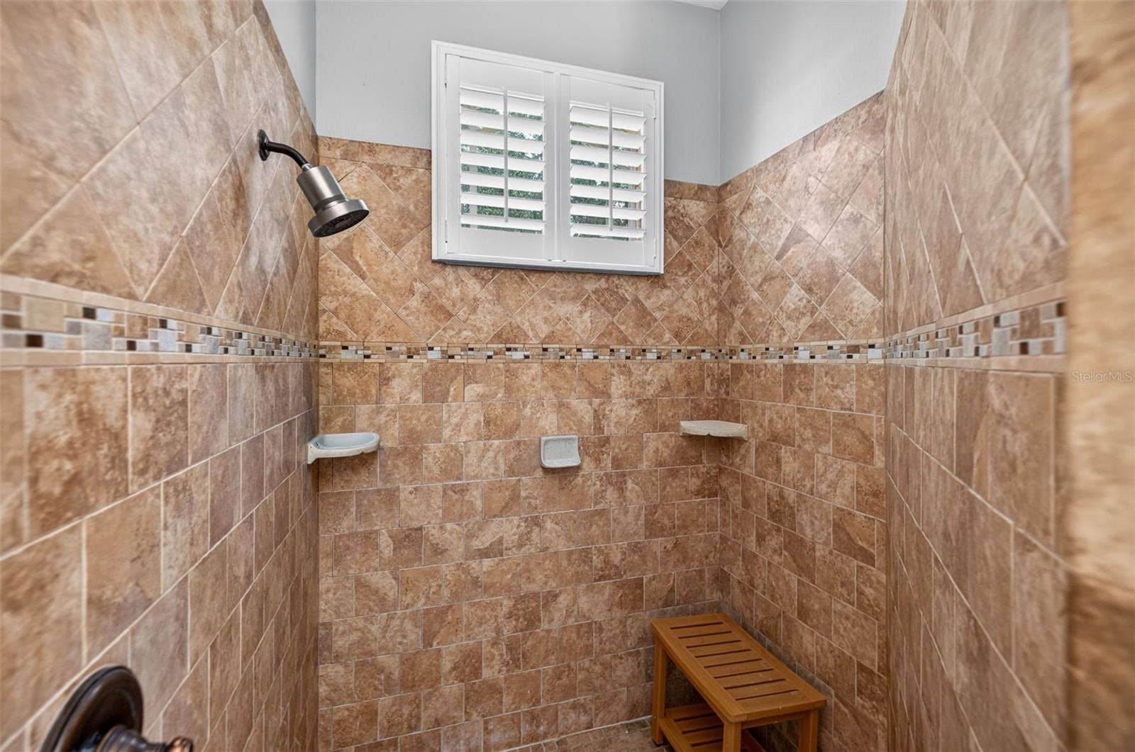 15714 IBISRIDGE DRIVE, Lithia, FL 33547 15714 IBISRIDGE DRIVE, Lithia, FL 33547
