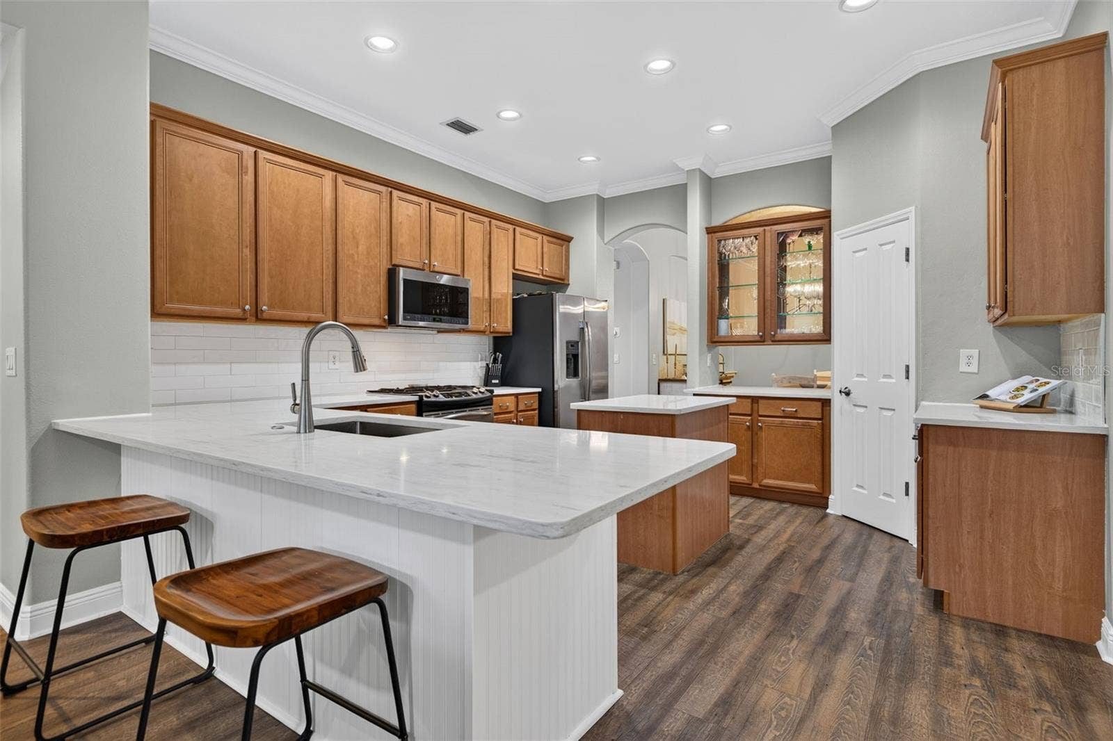 15714 IBISRIDGE DRIVE, Lithia, FL 33547 15714 IBISRIDGE DRIVE, Lithia, FL 33547