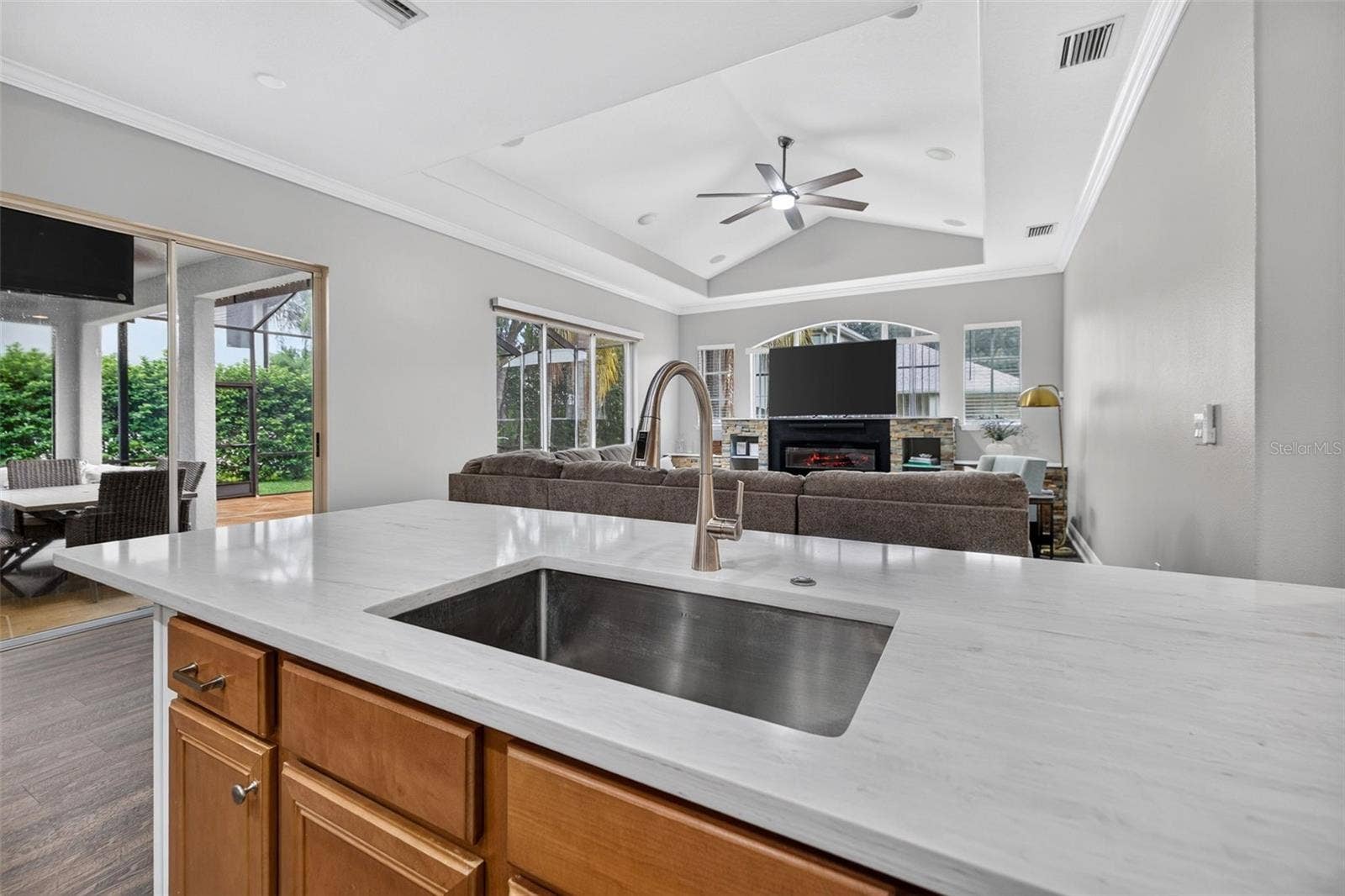 15714 IBISRIDGE DRIVE, Lithia, FL 33547 15714 IBISRIDGE DRIVE, Lithia, FL 33547
