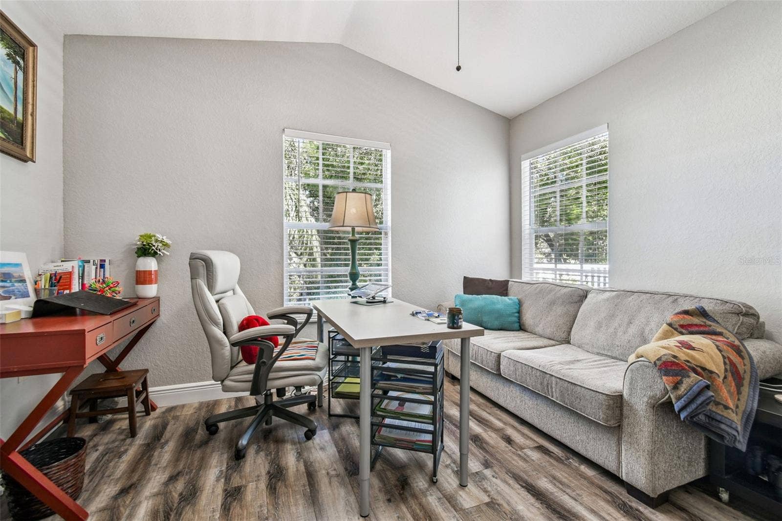 1627 HAMMOCKS AVENUE, Lutz, FL 33549 1627 HAMMOCKS AVENUE, Lutz, FL 33549