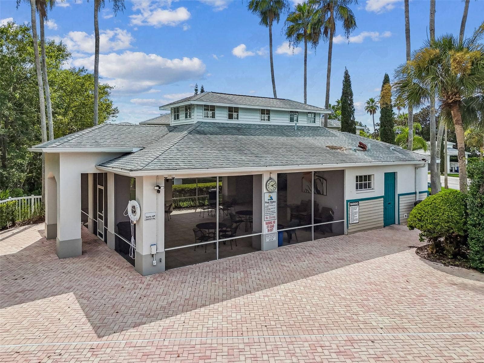 1627 HAMMOCKS AVENUE, Lutz, FL 33549 1627 HAMMOCKS AVENUE, Lutz, FL 33549