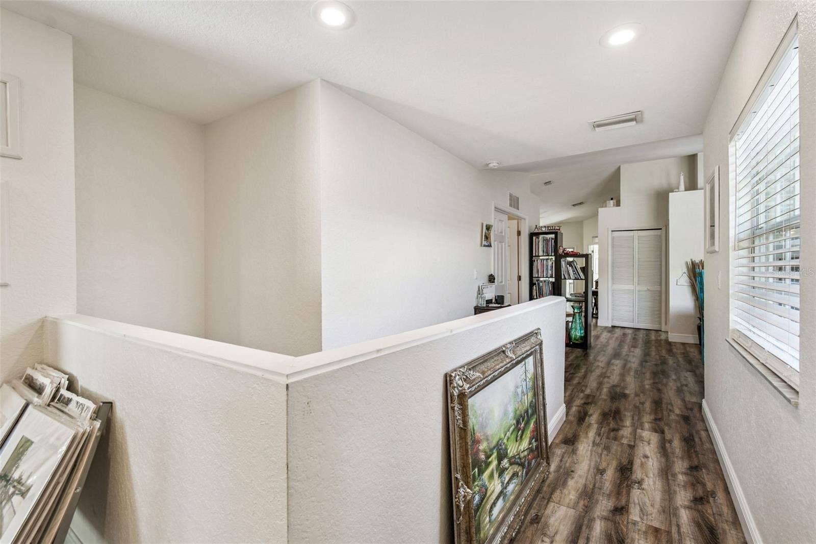1627 HAMMOCKS AVENUE, Lutz, FL 33549 1627 HAMMOCKS AVENUE, Lutz, FL 33549