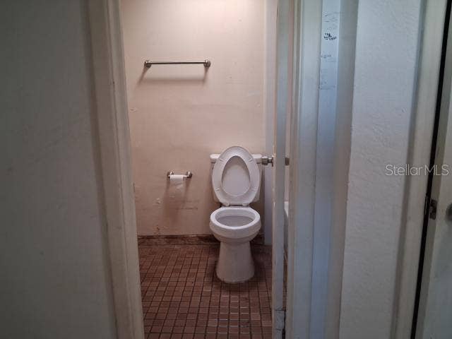 8825 113TH STREET, Seminole, FL 33772 8825 113TH STREET, Seminole, FL 33772