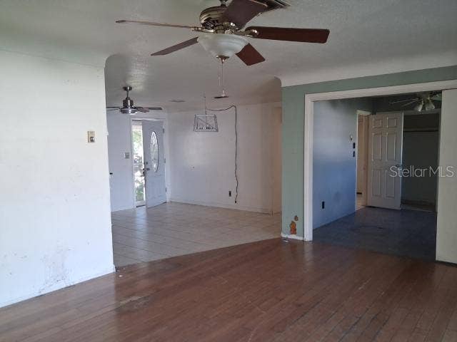 8825 113TH STREET, Seminole, FL 33772 8825 113TH STREET, Seminole, FL 33772