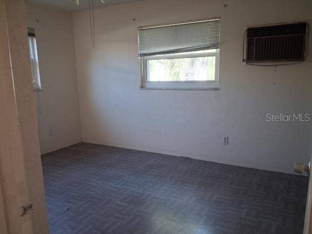 8825 113TH STREET, Seminole, FL 33772 8825 113TH STREET, Seminole, FL 33772
