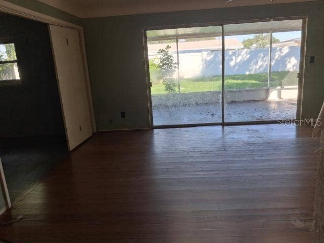 8825 113TH STREET, Seminole, FL 33772 8825 113TH STREET, Seminole, FL 33772