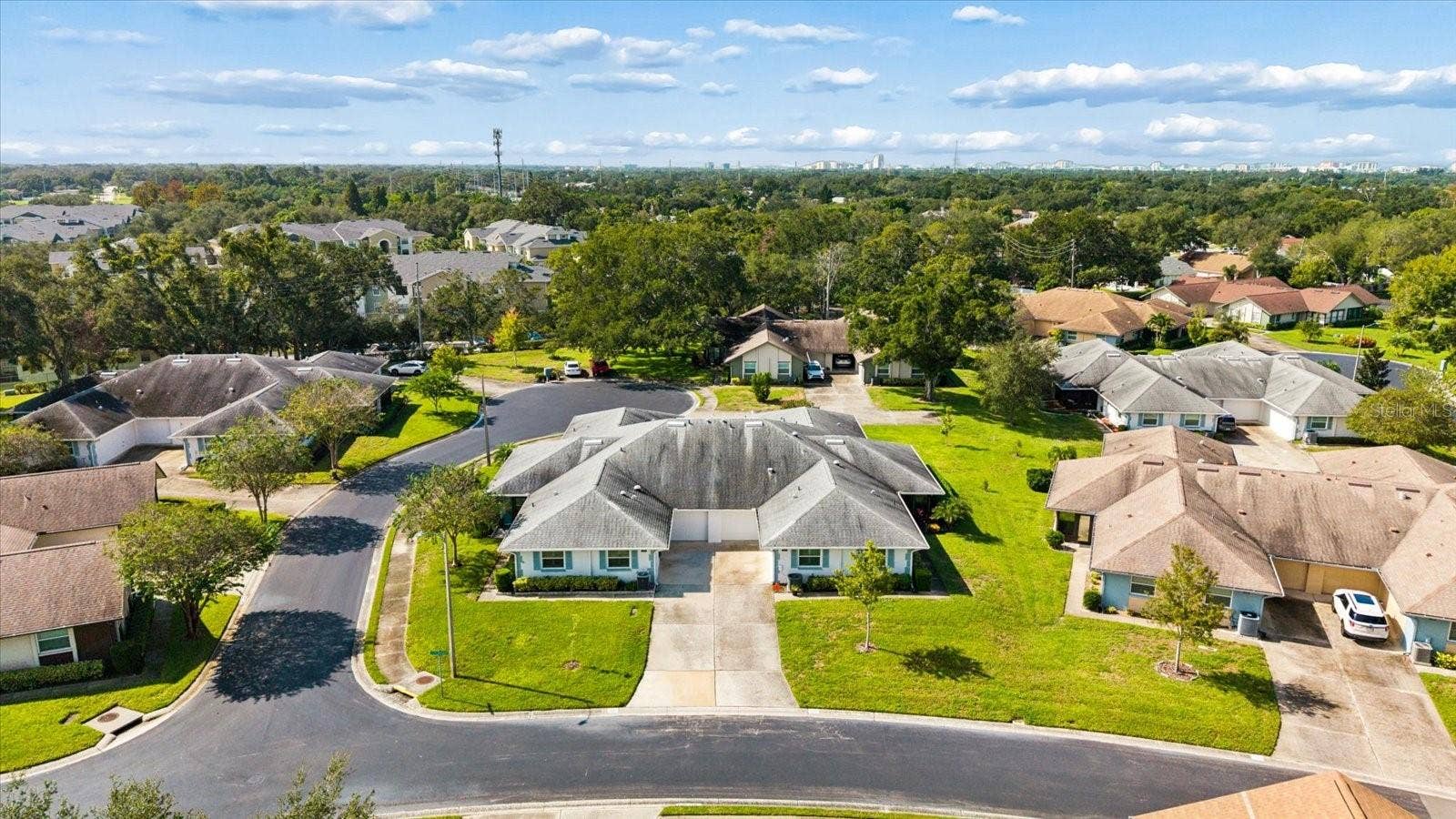 1307 STONEHAVEN LANE, Dunedin, FL 34698