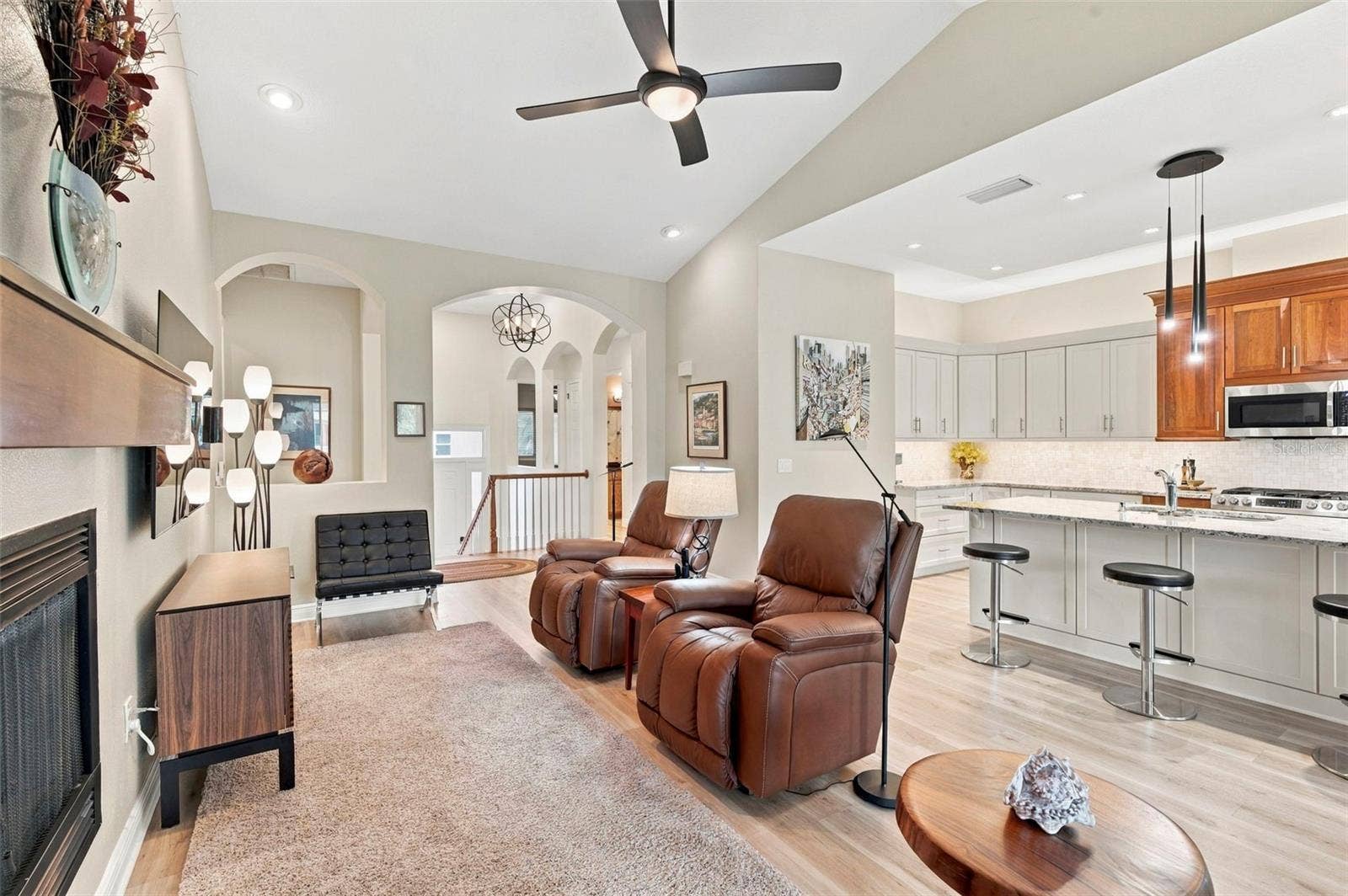 10 LINCOLN AVENUE S, St Petersburg, FL 33711
