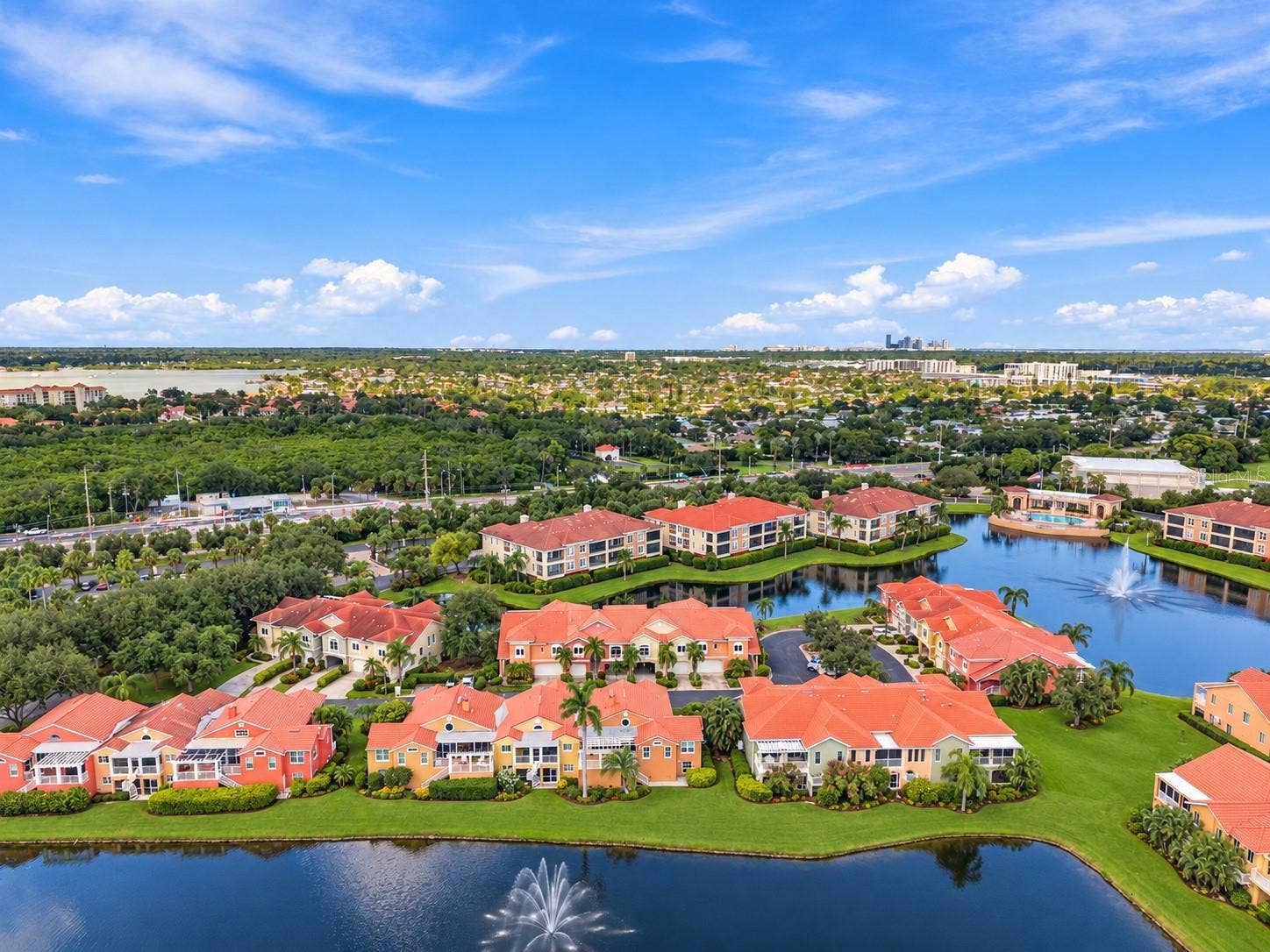 10 LINCOLN AVENUE S, St Petersburg, FL 33711