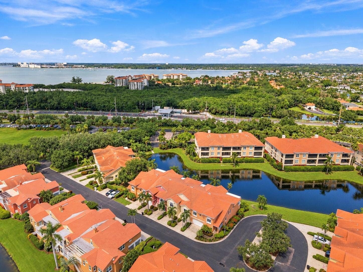 10 LINCOLN AVENUE S, St Petersburg, FL 33711