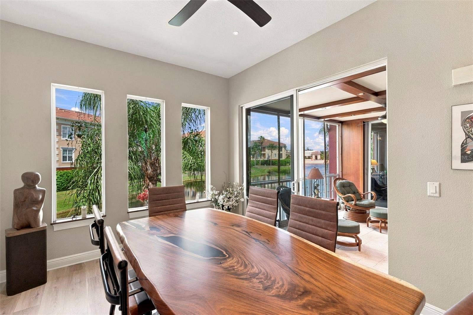 10 LINCOLN AVENUE S, St Petersburg, FL 33711