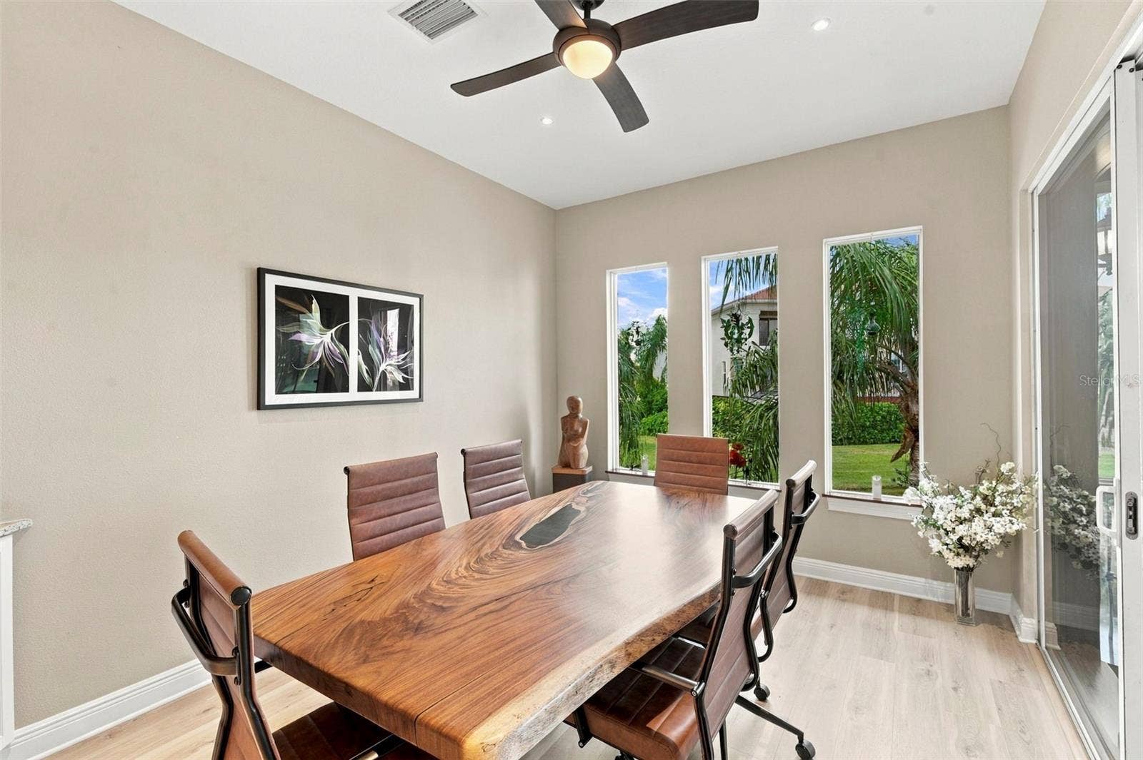 10 LINCOLN AVENUE S, St Petersburg, FL 33711