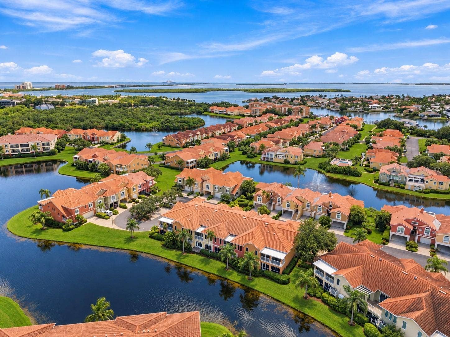 10 LINCOLN AVENUE S, St Petersburg, FL 33711