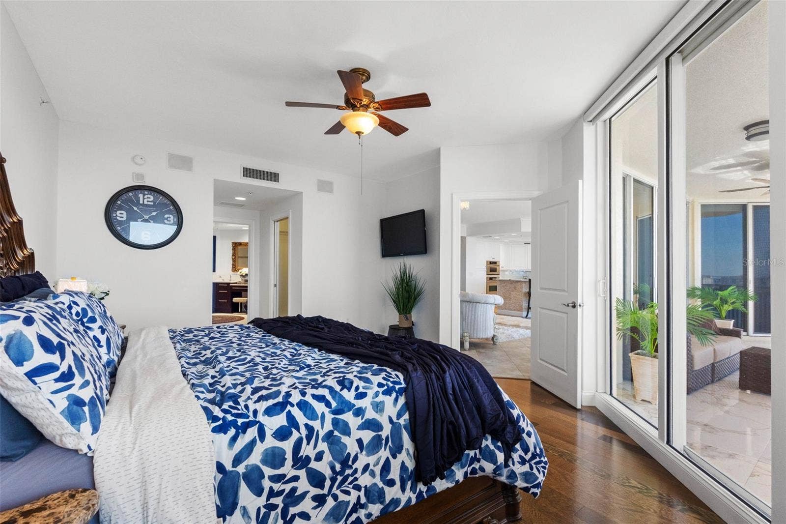 5823 BOWEN DANIEL DRIVE, #902, Tampa, FL 33616 5823 BOWEN DANIEL DRIVE, #902, Tampa, FL 33616