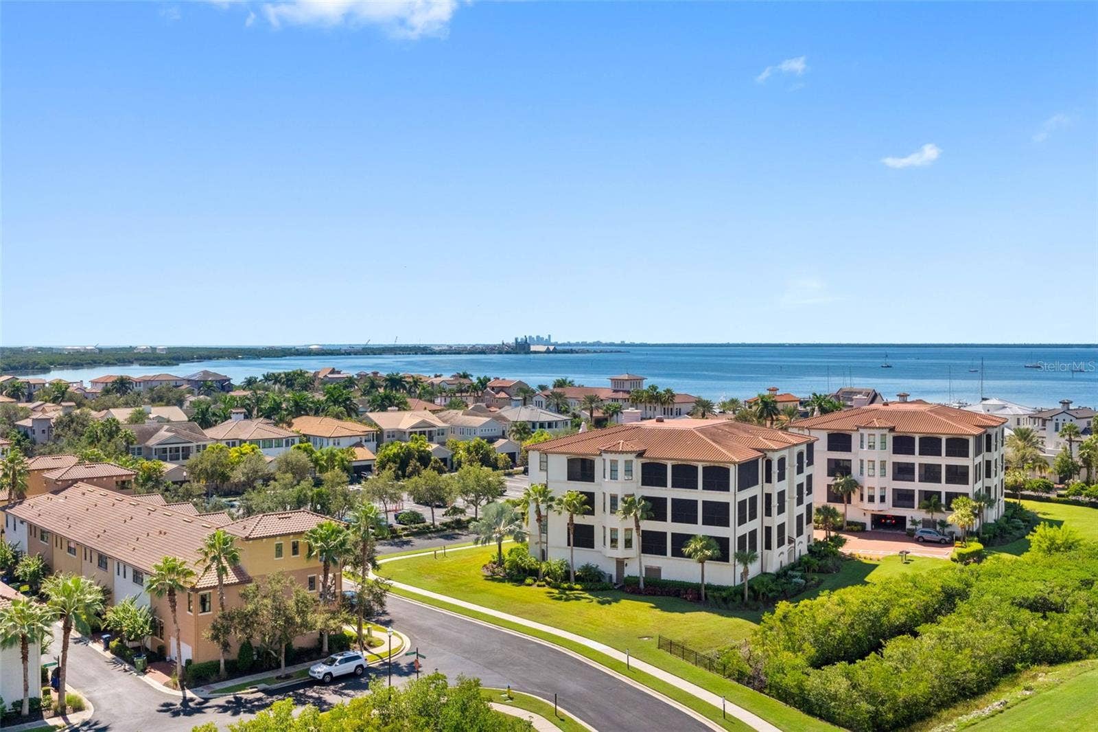 5823 BOWEN DANIEL DRIVE, #902, Tampa, FL 33616 5823 BOWEN DANIEL DRIVE, #902, Tampa, FL 33616