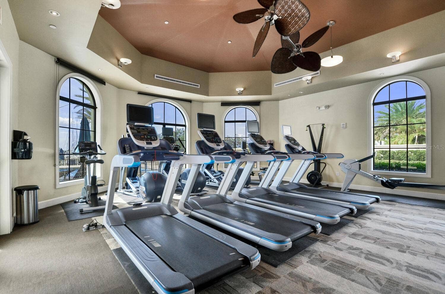 5823 BOWEN DANIEL DRIVE, #902, Tampa, FL 33616 5823 BOWEN DANIEL DRIVE, #902, Tampa, FL 33616