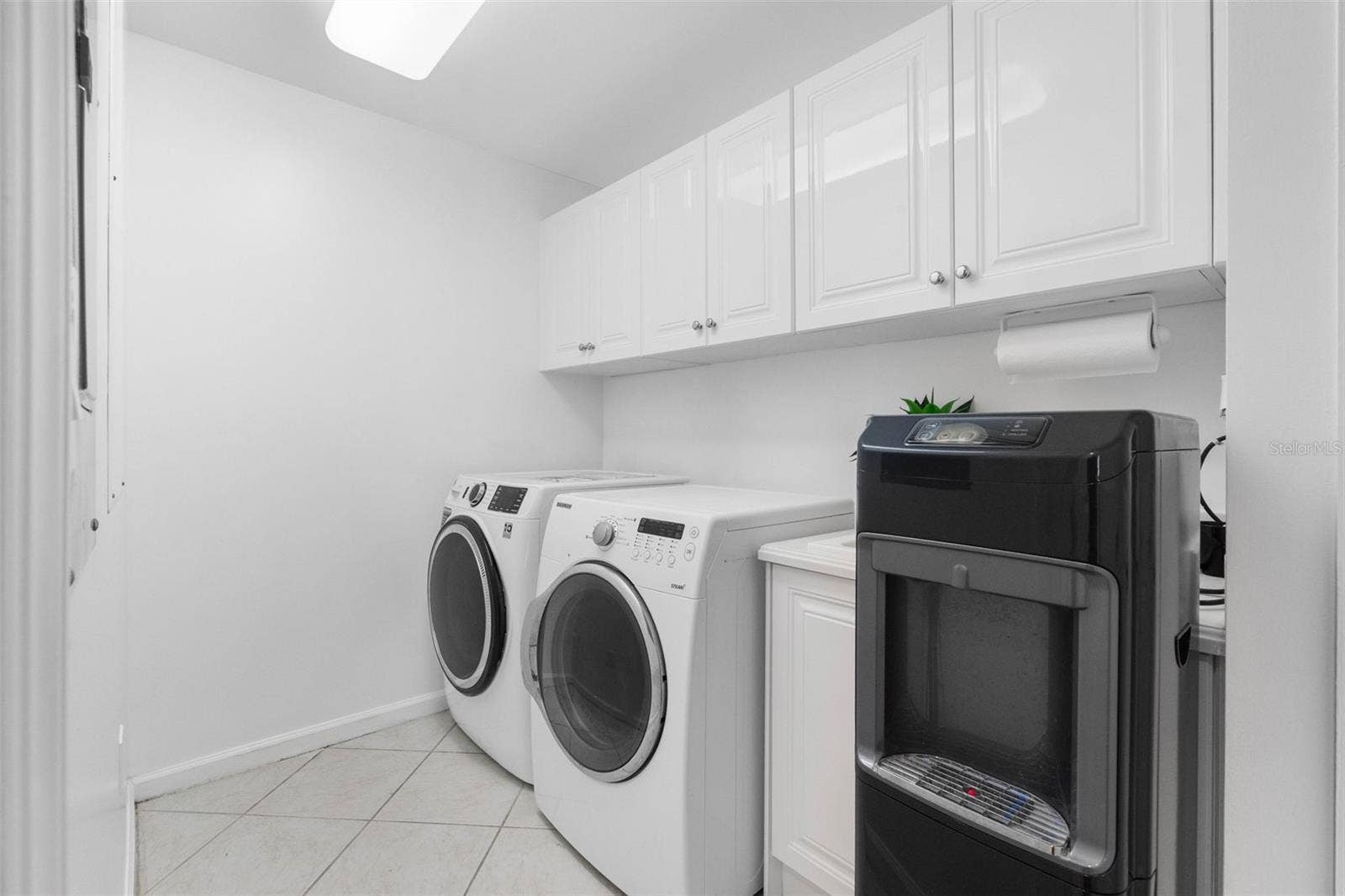 5823 BOWEN DANIEL DRIVE, #902, Tampa, FL 33616 5823 BOWEN DANIEL DRIVE, #902, Tampa, FL 33616