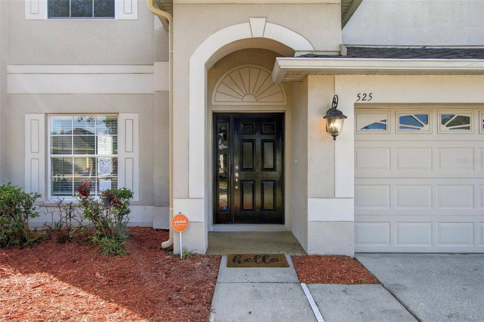 525 POWDER VIEW DRIVE, Ruskin, FL 33570 Freshly Painted Front Door