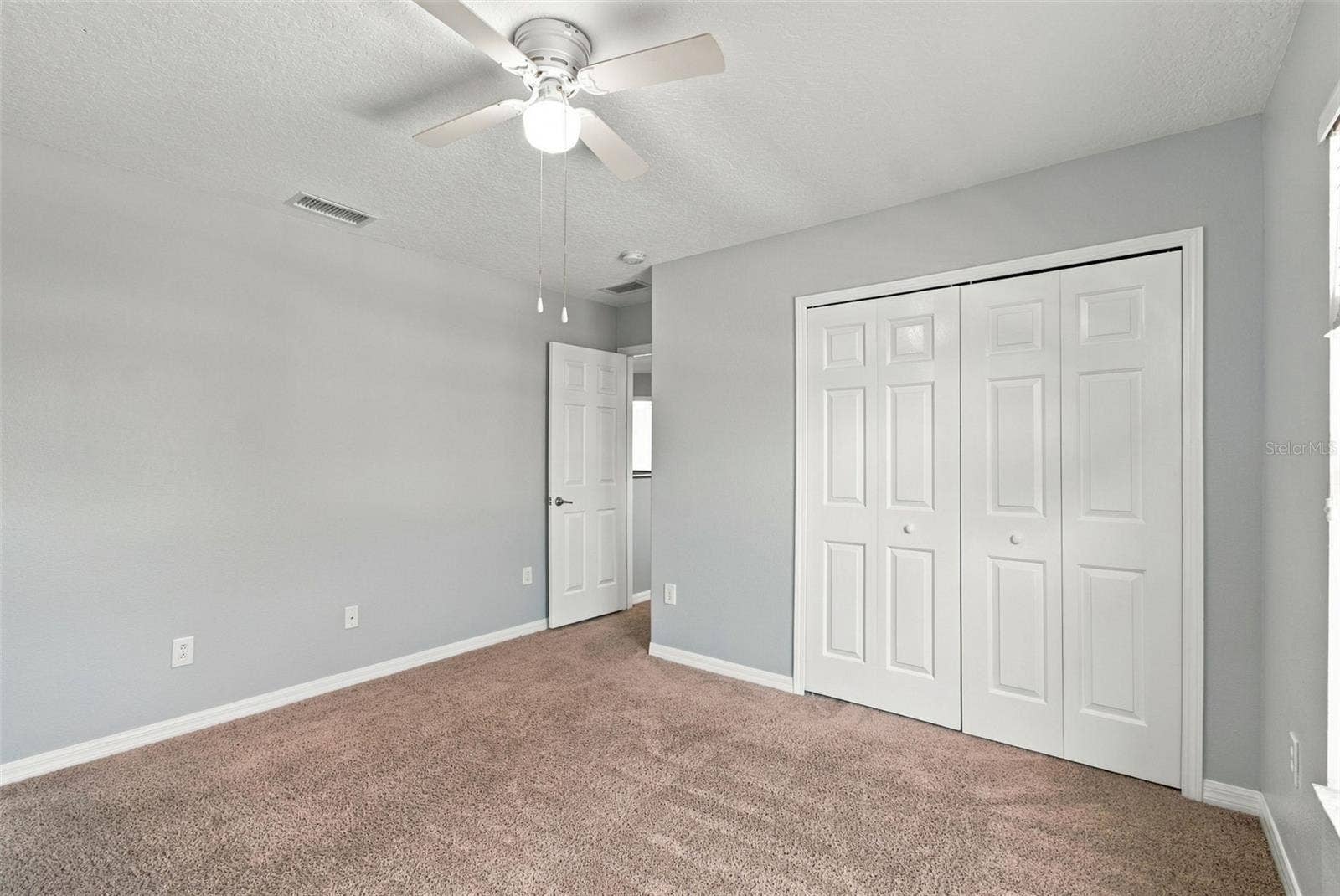 525 POWDER VIEW DRIVE, Ruskin, FL 33570 525 POWDER VIEW DRIVE, Ruskin, FL 33570