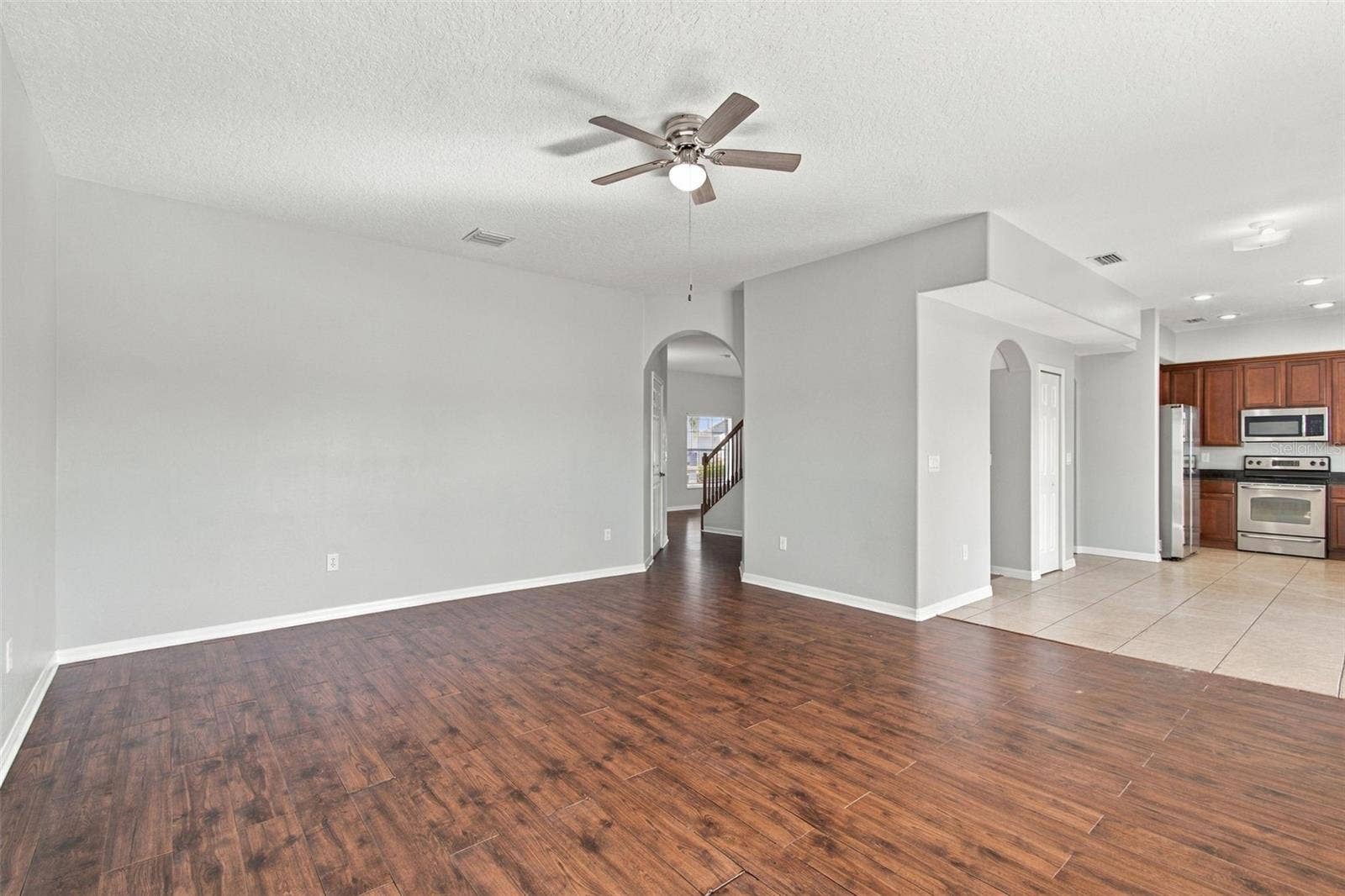 525 POWDER VIEW DRIVE, Ruskin, FL 33570 Large Family Room