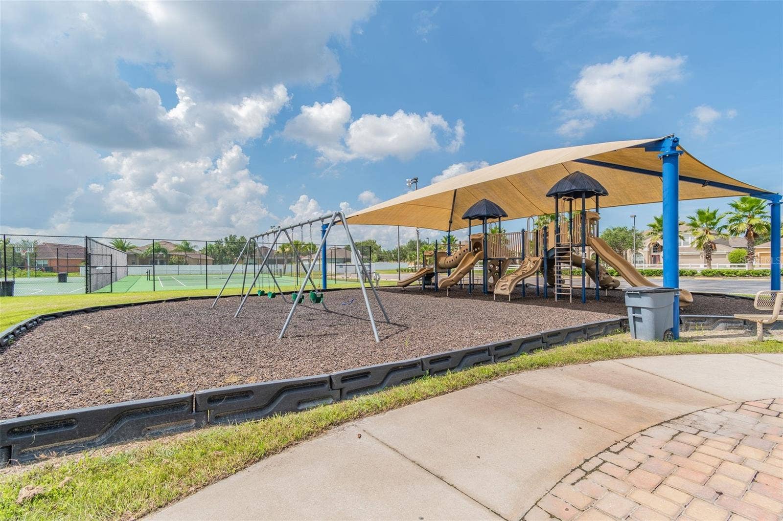525 POWDER VIEW DRIVE, Ruskin, FL 33570 525 POWDER VIEW DRIVE, Ruskin, FL 33570