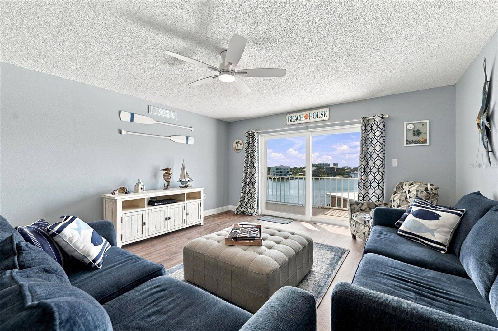 285 107TH AVENUE, #407, Treasure Island, FL 33706 285 107TH AVENUE, #407, Treasure Island, FL 33706