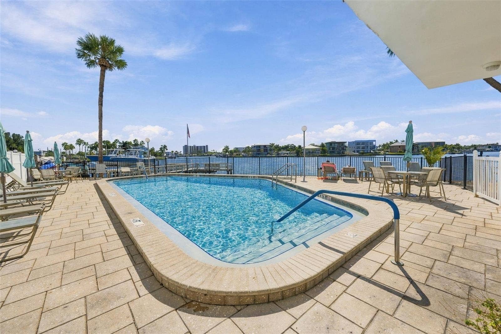 285 107TH AVENUE, #407, Treasure Island, FL 33706 285 107TH AVENUE, #407, Treasure Island, FL 33706