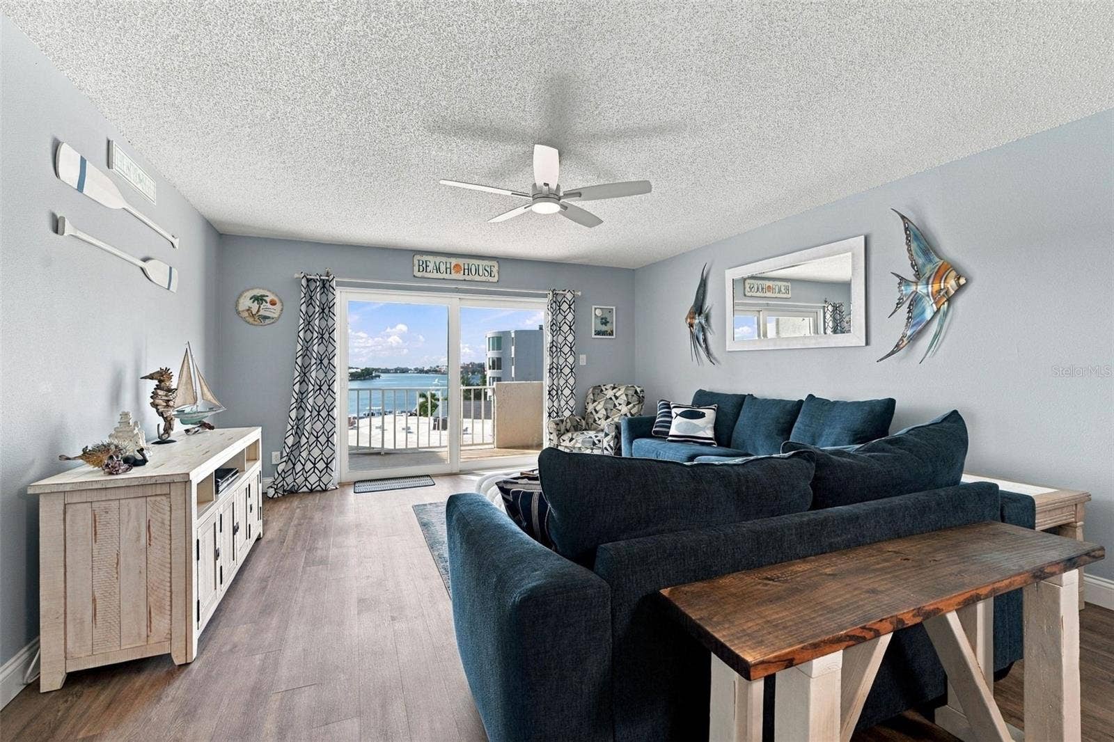 285 107TH AVENUE, #407, Treasure Island, FL 33706 285 107TH AVENUE, #407, Treasure Island, FL 33706