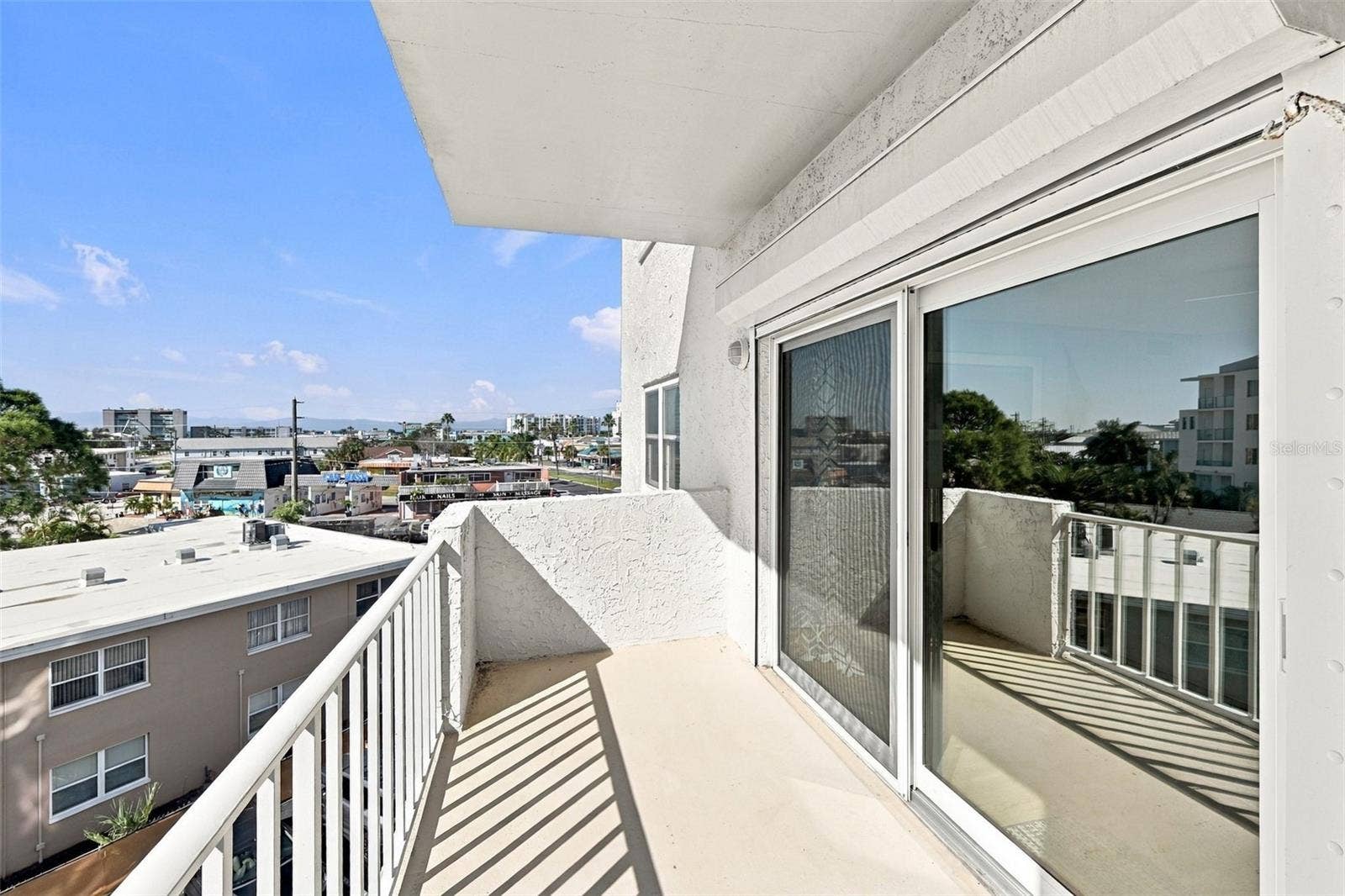 285 107TH AVENUE, #407, Treasure Island, FL 33706 285 107TH AVENUE, #407, Treasure Island, FL 33706