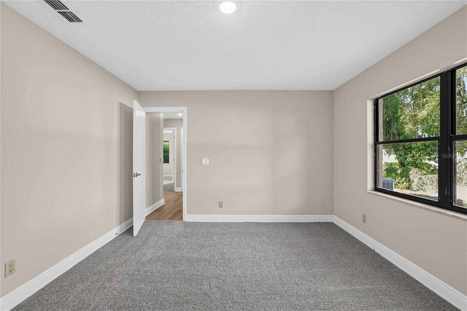 1005 HOLLYBERRY COURT, Brandon, FL 33511 1005 HOLLYBERRY COURT, Brandon, FL 33511