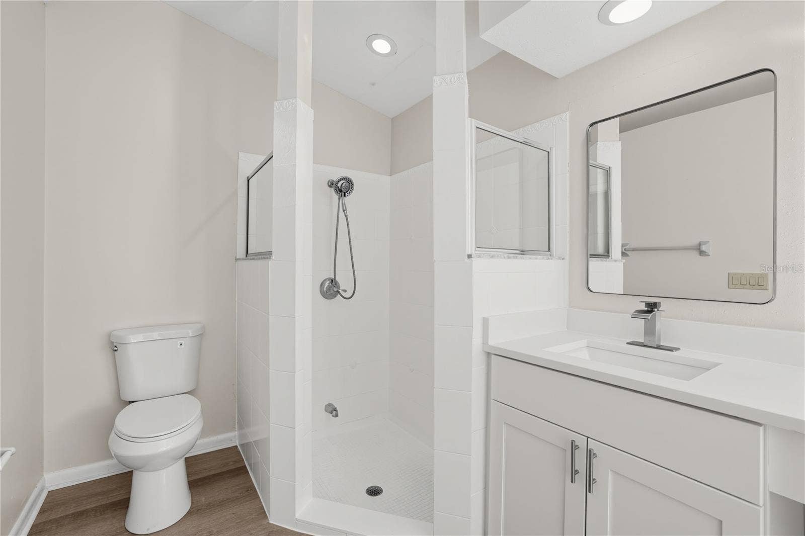 1005 HOLLYBERRY COURT, Brandon, FL 33511 1005 HOLLYBERRY COURT, Brandon, FL 33511