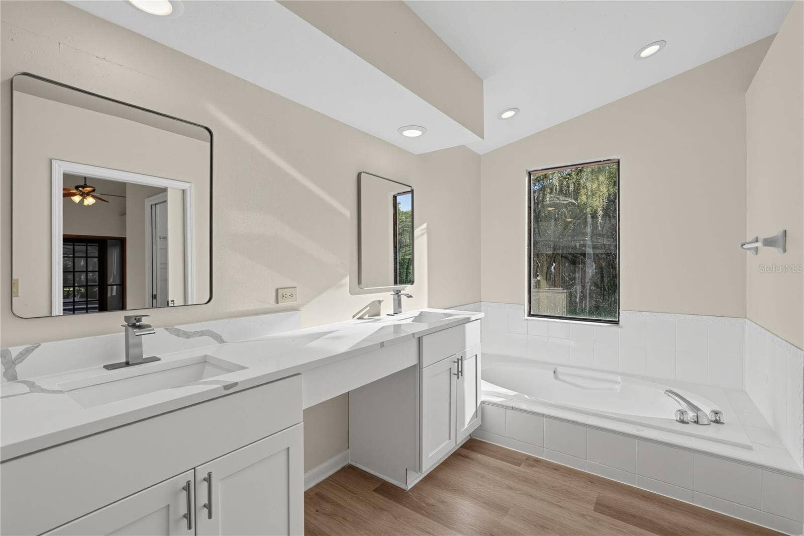 1005 HOLLYBERRY COURT, Brandon, FL 33511 1005 HOLLYBERRY COURT, Brandon, FL 33511