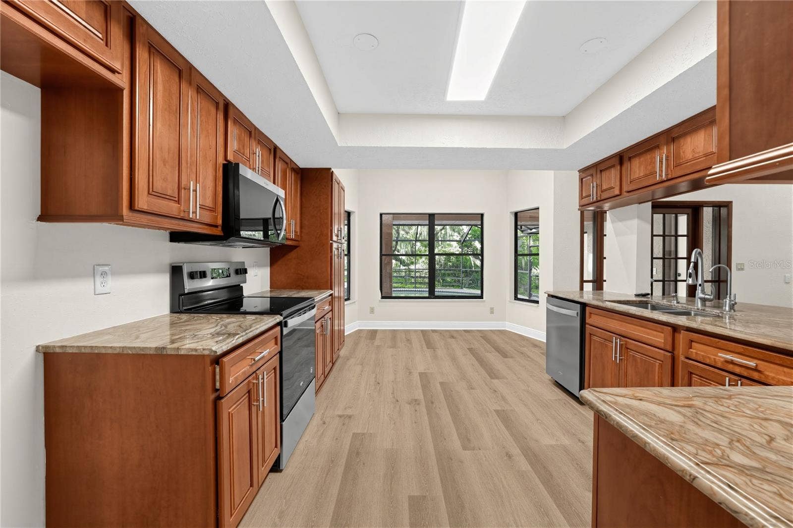 1005 HOLLYBERRY COURT, Brandon, FL 33511 1005 HOLLYBERRY COURT, Brandon, FL 33511