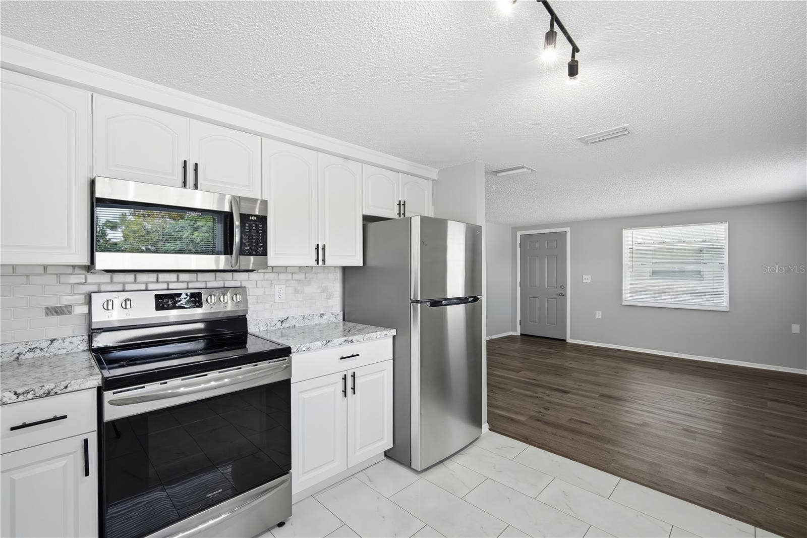 5639 GOLDEN NUGGET DRIVE, Holiday, FL 34690 5639 GOLDEN NUGGET DRIVE, Holiday, FL 34690