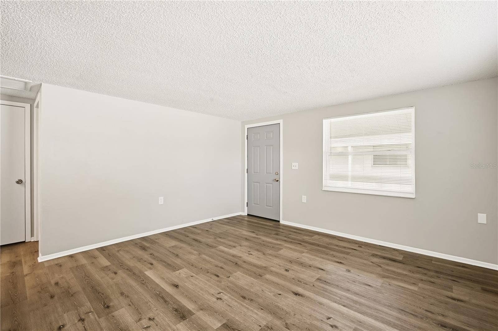 5639 GOLDEN NUGGET DRIVE, Holiday, FL 34690 5639 GOLDEN NUGGET DRIVE, Holiday, FL 34690