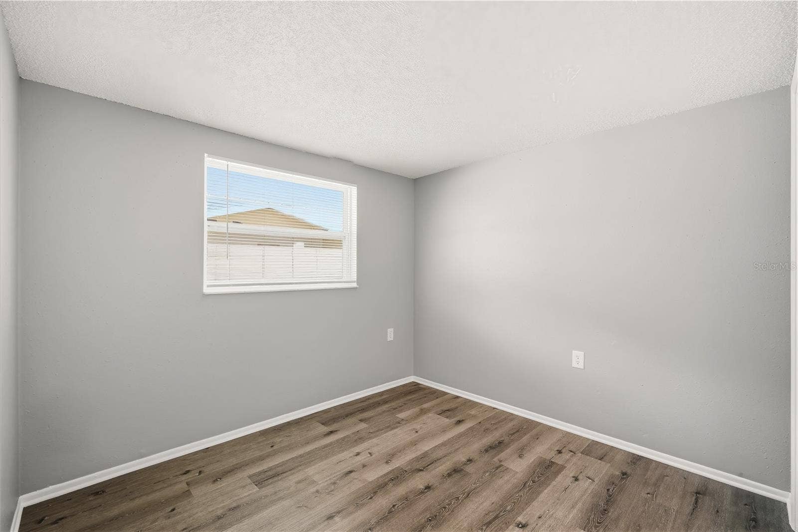 5639 GOLDEN NUGGET DRIVE, Holiday, FL 34690 5639 GOLDEN NUGGET DRIVE, Holiday, FL 34690