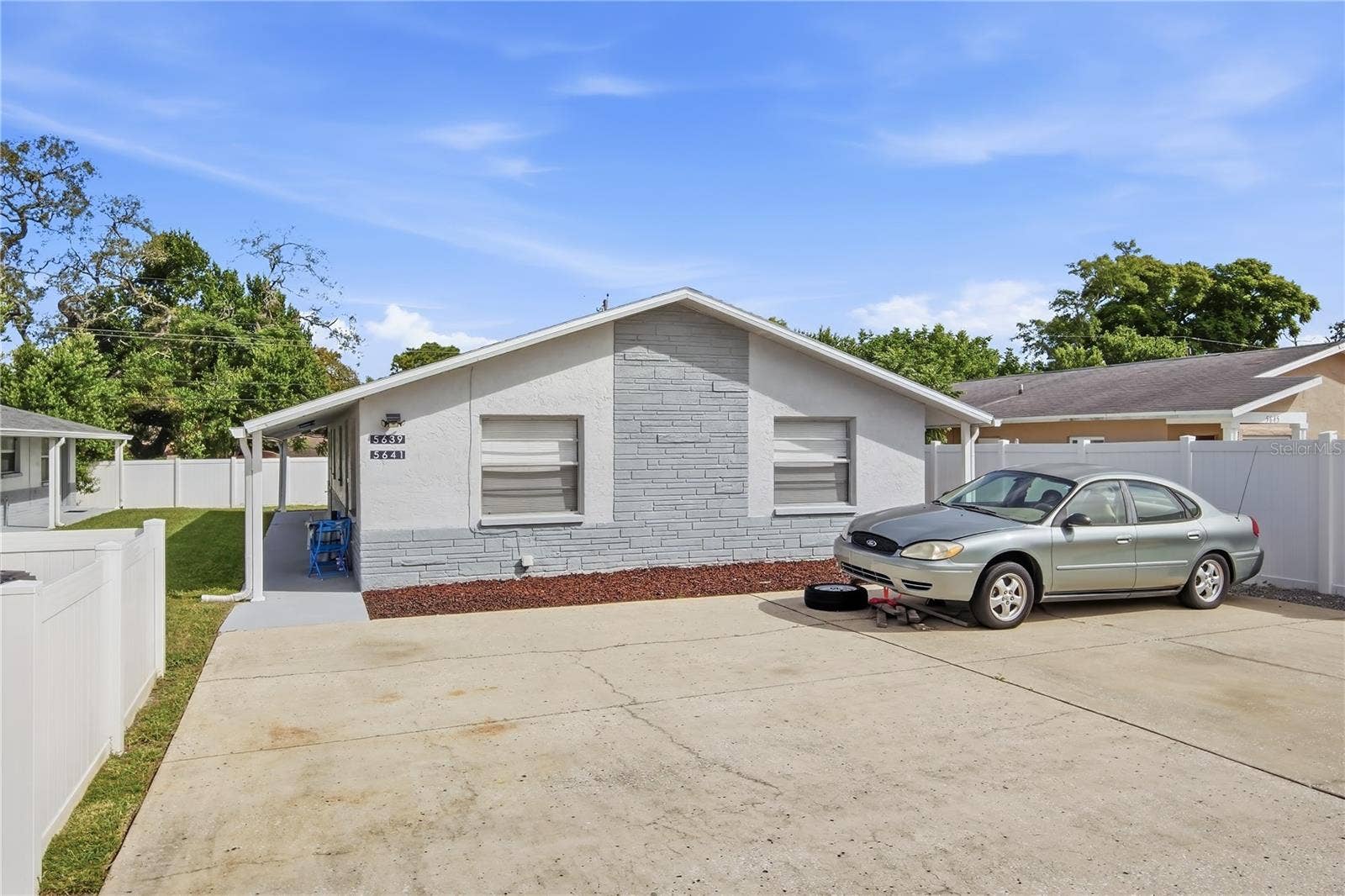 5639 GOLDEN NUGGET DRIVE, Holiday, FL 34690 5639 GOLDEN NUGGET DRIVE, Holiday, FL 34690