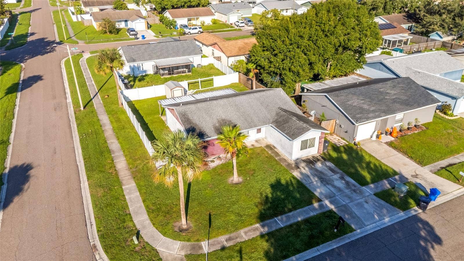 1002 PINE RIDGE CIRCLE, Brandon, FL 33511