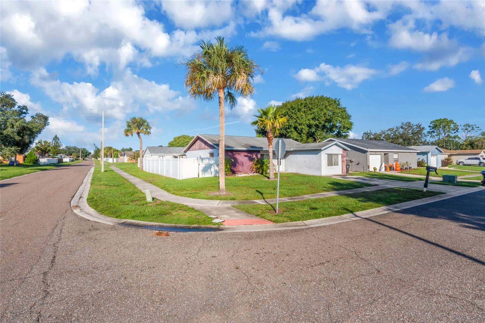 1002 PINE RIDGE CIRCLE, Brandon, FL 33511