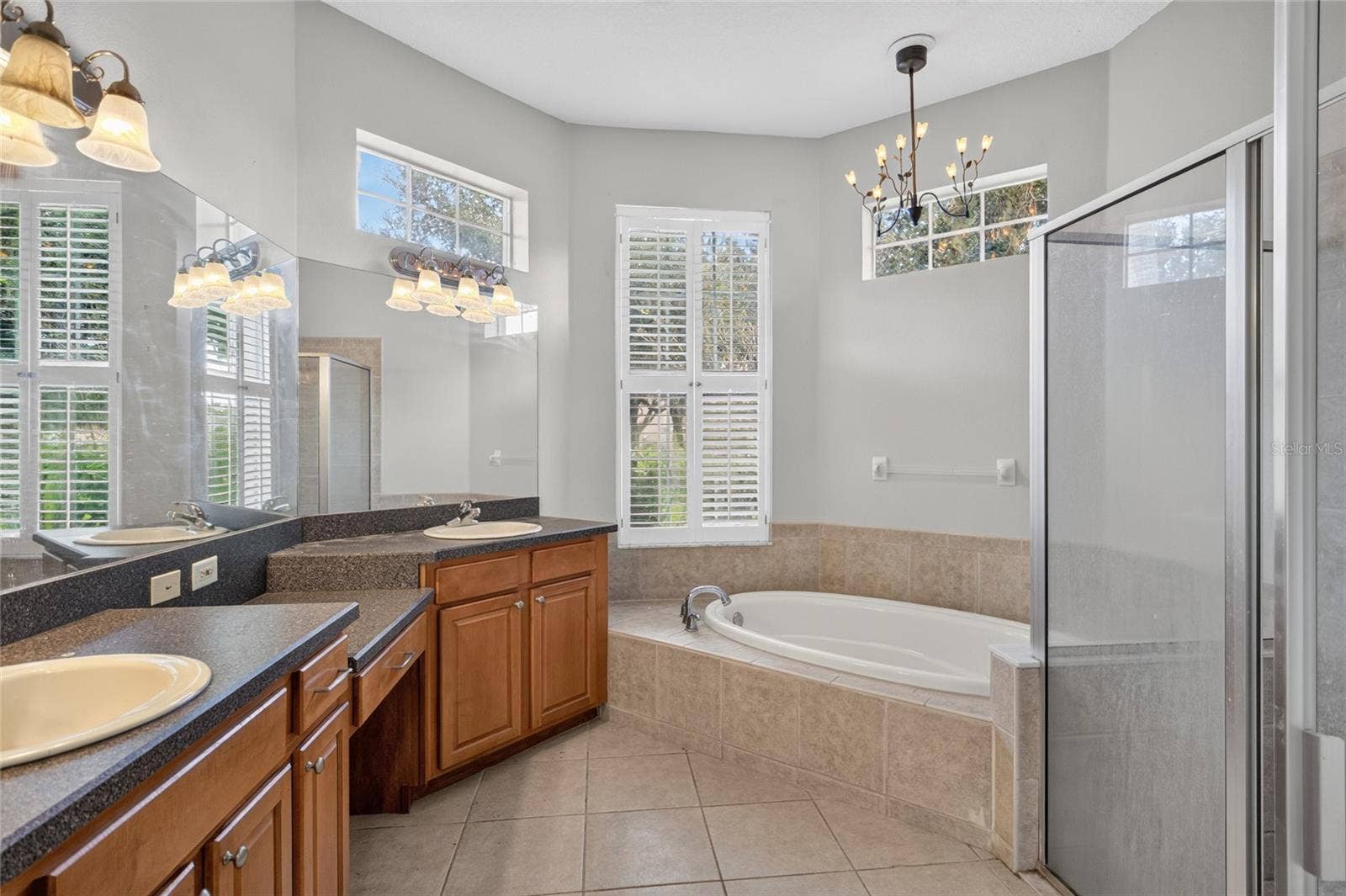 12263 CREEK EDGE DRIVE, Riverview, FL 33579 12263 CREEK EDGE DRIVE, Riverview, FL 33579