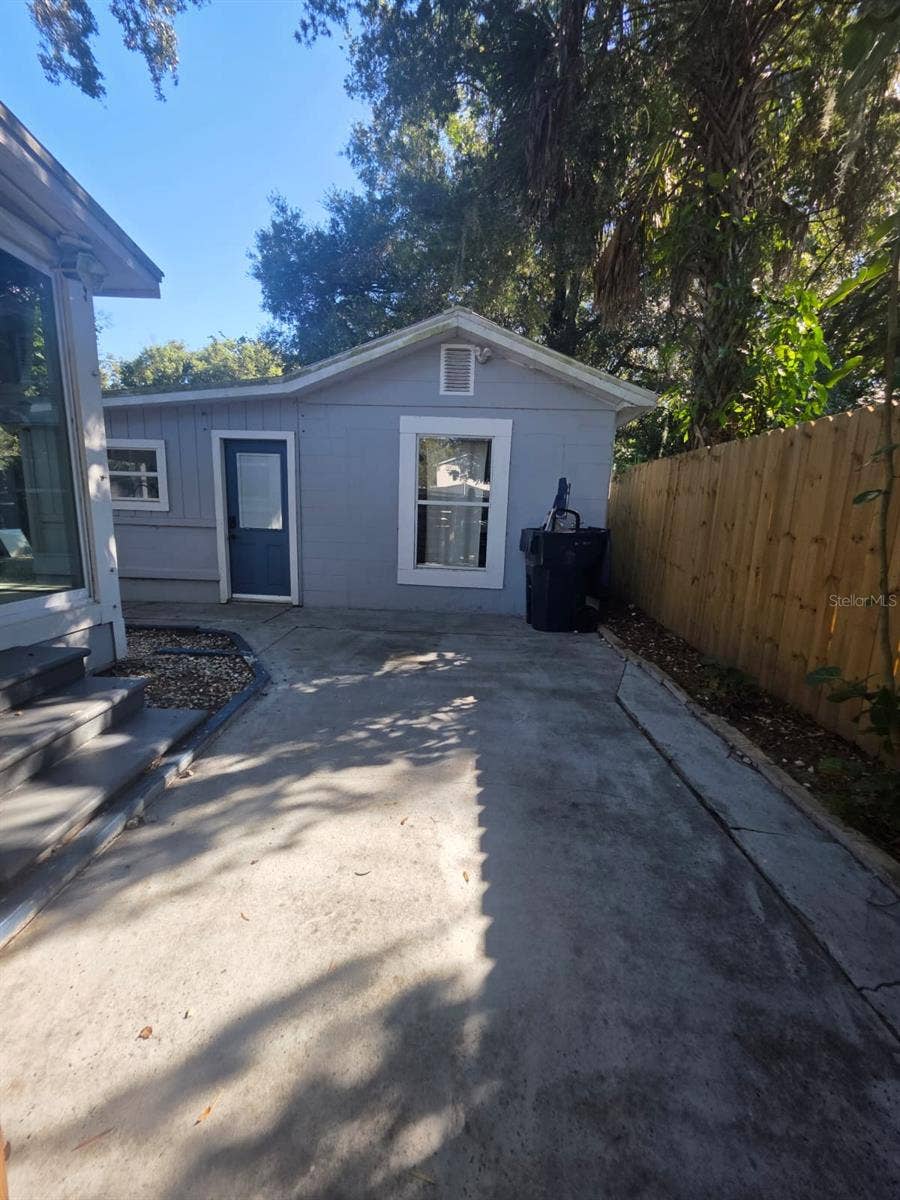 919 E FLORA STREET, Tampa, FL 33604