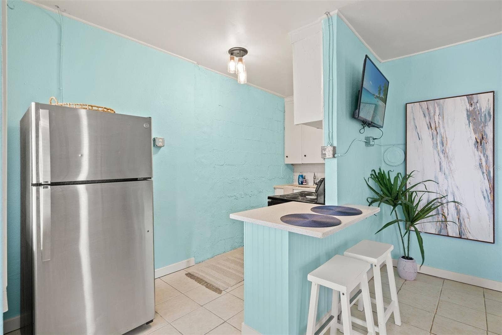 1307 S BERMUDA BOULEVARD, Tampa, FL 33605 1307 S BERMUDA BOULEVARD, Tampa, FL 33605