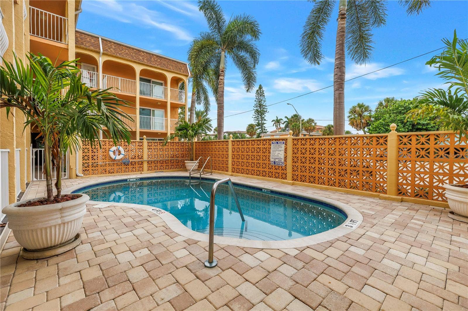 3575 GULF BOULEVARD, #204, St Pete Beach, FL 33706