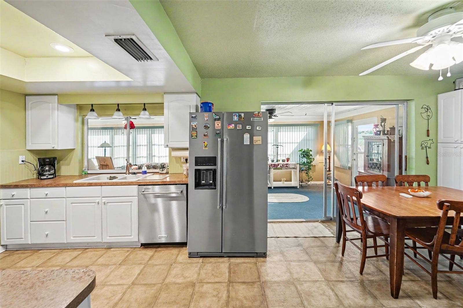 8727 143RD STREET, Seminole, FL 33776