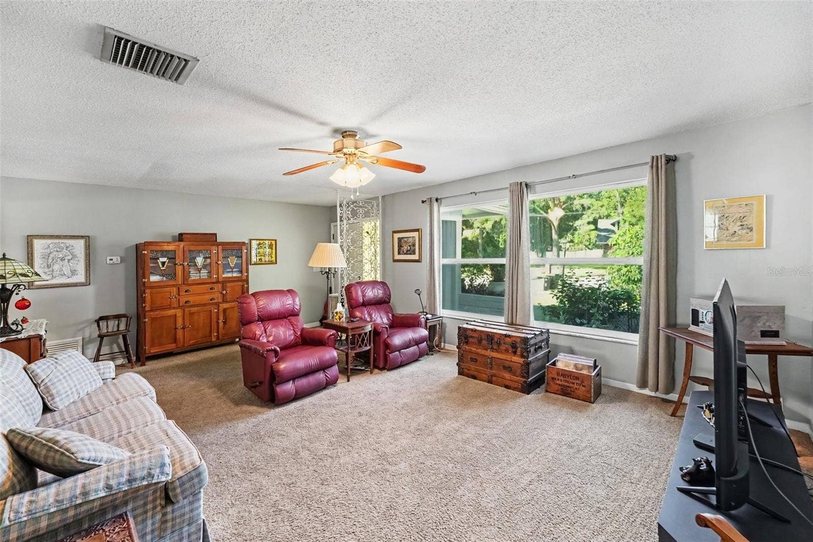 8727 143RD STREET, Seminole, FL 33776